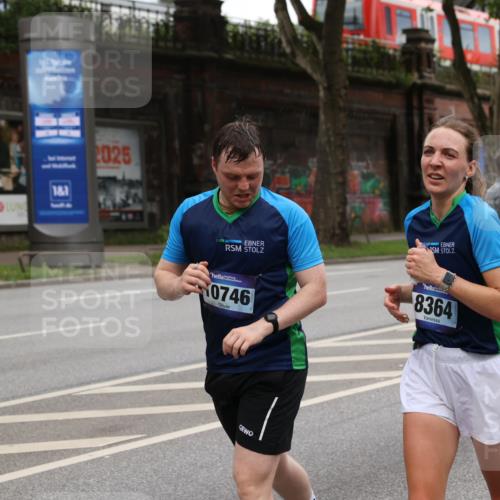 29.06.2025 - hella hamburg halbmarathon Yannick Fuchs http://msf.ph/oto/8451800 29.06.2025 10:55:50 20KM 1135, 1138, 1147, 1190, 2086, 3097, 3400, 3921, 4095, 4859, 5547, 5839, 6391, 6815, 7049, 8364, 8590, 9297, 10177, 10194, 10746, 11465, 12125, 12567, 13064, 13491, 13699, 13958, 14574, 14605, 14628, 15252, 15291, 15520, 15539, 15686, 15733, 15908, 16128, 16145, 18551, 18799, 18808 meine-sportfotos.de