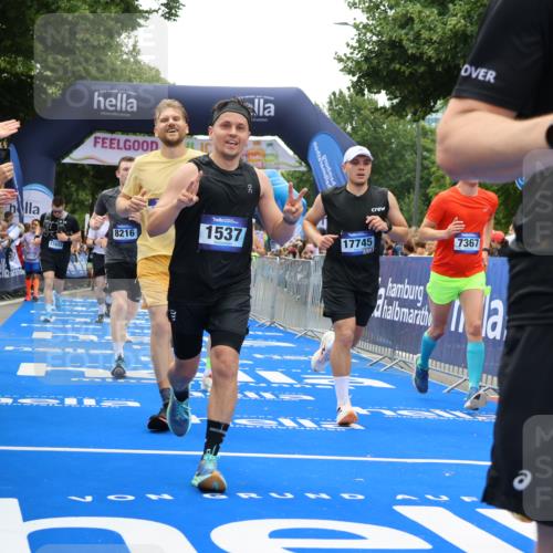 29.06.2025 - hella hamburg halbmarathon Strokosch-Dieckow http://msf.ph/oto/8451888 29.06.2025 10:48:21 Ziel 1537, 3747, 5129, 5362, 5528, 6081, 6923, 7367, 7599, 8216, 9262, 9770, 11211, 11451, 11467, 12549, 12840, 13962, 14797, 14990, 15629, 15735, 17745, 17855, 17982, 18790, 18923, 18963, 19127 meine-sportfotos.de