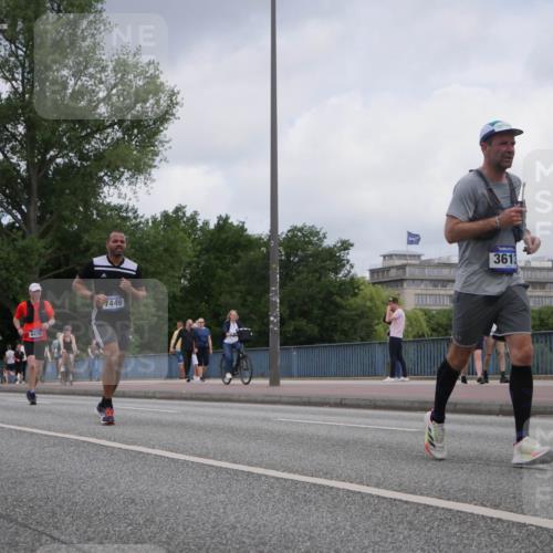 29.06.2025 - hella hamburg halbmarathon Luisa Fischer http://msf.ph/oto/8451969 29.06.2025 10:32:57 Kennedybrücke 10641, 6418, 7449, 3613, 1192, 3613, 4580, 6418, 7449, 10641 meine-sportfotos.de