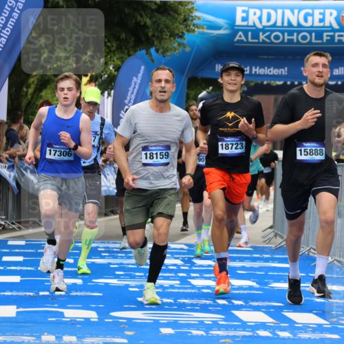 29.06.2025 - hella hamburg halbmarathon Strokosch-Dieckow http://msf.ph/oto/8451972 29.06.2025 10:37:23 Ziel 2767, 5003, 5042, 6047, 9017, 9914, 12739, 12900, 13372, 13854, 14387, 14459, 15888, 17306, 18159, 18723, 18824 meine-sportfotos.de