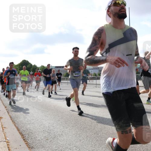 29.06.2025 - hella hamburg halbmarathon Lena Gebhardt http://msf.ph/oto/8452193 29.06.2025 09:54:04 Lombardsbrücke 15950, 12679, 9482, 15784, 1098, 1119, 1399, 1413, 1424, 1476, 1892, 1902, 2098, 2188, 2270, 2516, 2823, 2842, 2890, 2937, 3004, 3186, 3477, 3785, 4029, 4140, 4183, 4185, 4235, 4237, 4247, 4270, 4949, 5115, 5362, 5528, 5532, 5650, 6198, 6309, 6388, 6575, 6630, 6831, 7167, 7297, 7385, 7448, 7480, 7734, 8023, 8269, 8743, 8928, 9030, 9043, 9105, 9463, 9482, 9619, 9626, 9633, 9723, 10529, 10792, 11077, 11848, 11936, 12084 meine-sportfotos.de