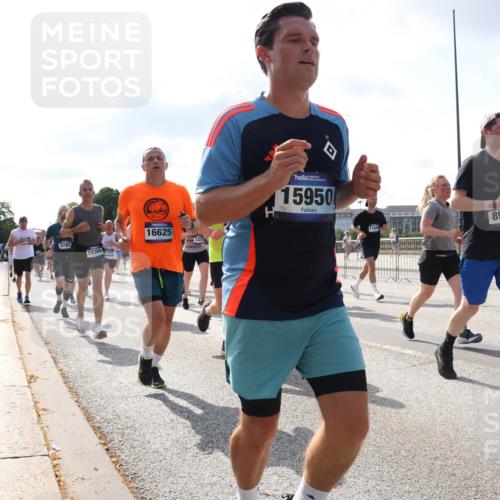 29.06.2025 - hella hamburg halbmarathon Lena Gebhardt http://msf.ph/oto/8452457 29.06.2025 09:54:06 Lombardsbrücke 3785, 15365, 745, 16625, 147, 15950, 1184, 8928, 18886, 1098, 1119, 1399, 1413, 1424, 1476, 1892, 1902, 2098, 2188, 2270, 2516, 2823, 2842, 2890, 2937, 3004, 3477, 3785, 4029, 4140, 4183, 4185, 4235, 4237, 4247, 4270, 4949, 5020, 5115, 5362, 5528, 5532, 5650, 6198, 6309, 6388, 6575, 6630, 6831, 7167, 7297, 7385, 7448, 7480, 7734, 8023, 8269, 8576, 8698, 8743, 8928, 9030, 9043, 9105, 9463, 9482, 9619, 9633, 9723, 9815, 10529, 10792, 11077, 11848, 11936, 12084 meine-sportfotos.de