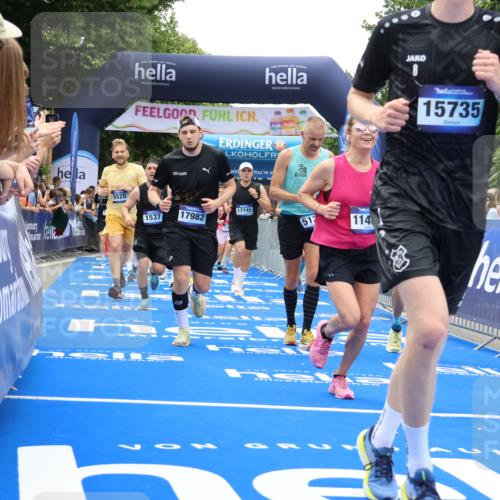 29.06.2025 - hella hamburg halbmarathon Strokosch-Dieckow http://msf.ph/oto/8452471 29.06.2025 10:48:19 Ziel 1537, 3747, 5129, 5362, 5528, 6081, 6923, 7367, 7599, 8216, 8916, 9262, 9770, 11211, 11467, 12549, 12840, 14797, 15629, 15735, 17745, 17855, 17982, 18790, 18923, 18963, 19127 meine-sportfotos.de