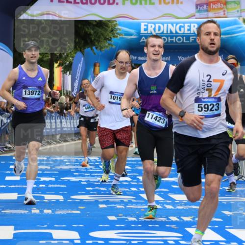 29.06.2025 - hella hamburg halbmarathon Strokosch-Dieckow http://msf.ph/oto/8452676 29.06.2025 10:37:10 Ziel 4860, 5003, 5923, 6458, 7482, 8362, 9178, 10190, 10738, 11120, 11423, 12900, 13972, 15178, 15410, 16992, 17137, 17658, 17726 meine-sportfotos.de