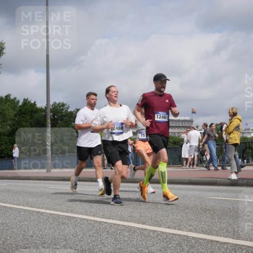 29.06.2025 - hella hamburg halbmarathon Luisa Fischer http://msf.ph/oto/8452979 29.06.2025 10:33:33 Kennedybrücke 17945, 2460, 75, 12461, 2302, 6556, 7517, 9095 meine-sportfotos.de