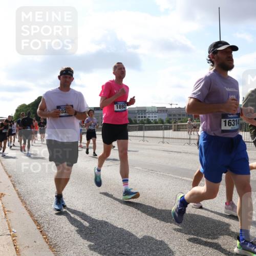 29.06.2025 - hella hamburg halbmarathon Lena Gebhardt http://msf.ph/oto/8452994 29.06.2025 09:54:09 Lombardsbrücke 32, 8743, 1892, 16314, 4185, 159, 4183, 1098, 1119, 1171, 1342, 1399, 1413, 1424, 1476, 1892, 1902, 2020, 2098, 2188, 2270, 2516, 2823, 2842, 2890, 2937, 3477, 3785, 4029, 4140, 4183, 4185, 4235, 4237, 4247, 4270, 4949, 5020, 5115, 5362, 5528, 5532, 5650, 6198, 6309, 6388, 6575, 6630, 6831, 7167, 7297, 7385, 7480, 7734, 8023, 8269, 8576, 8698, 8743, 8928, 9030, 9043, 9105, 9463, 9482, 9619, 9633, 9815, 10529, 10792, 11077, 11848, 11936, 12084 meine-sportfotos.de