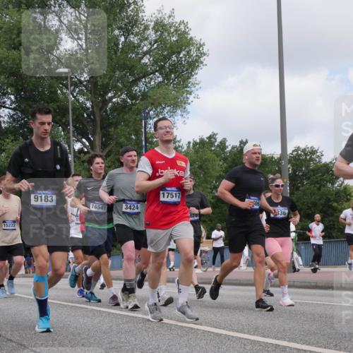 29.06.2025 - hella hamburg halbmarathon Luisa Fischer http://msf.ph/oto/8453375 29.06.2025 10:34:34 Kennedybrücke 11800, 15222, 9183, 19, 16541, 3424, 17517, 0240, 06, 836, 23, 18507, 1844, 2831, 2832, 3396, 3424, 3571, 3681, 4953, 5165, 5350, 5846, 5965, 6160, 6573, 6640, 8806, 9078, 9104, 9183, 10148, 10240, 10435 meine-sportfotos.de