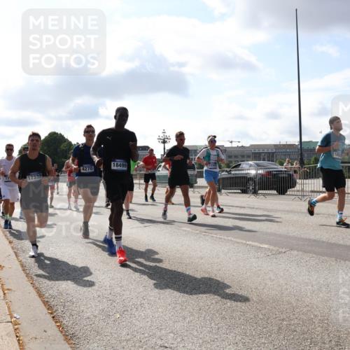 29.06.2025 - hella hamburg halbmarathon Lena Gebhardt http://msf.ph/oto/8453422 29.06.2025 09:54:12 Lombardsbrücke 4270, 18499, 17332, 1052, 1098, 1119, 1171, 1342, 1399, 1413, 1424, 1476, 1892, 1902, 2020, 2098, 2188, 2270, 2516, 2823, 2842, 2889, 3477, 3562, 3785, 4029, 4140, 4183, 4185, 4235, 4237, 4247, 4270, 4949, 5020, 5115, 5528, 5532, 5650, 6198, 6309, 6575, 6630, 6831, 7167, 7297, 7709, 7734, 8023, 8269, 8576, 8698, 8743, 8928, 9030, 9043, 9105, 9463, 9482, 9619, 9815, 10237, 10529, 10792, 11077, 11848, 11936, 12084 meine-sportfotos.de