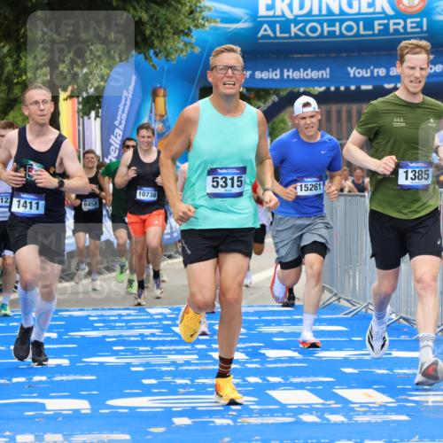29.06.2025 - hella hamburg halbmarathon Strokosch-Dieckow http://msf.ph/oto/8453488 29.06.2025 10:36:58 Ziel 1385, 1411, 3959, 5307, 5315, 6123, 6458, 10738, 11120, 11620, 13141, 14691, 15261, 15410, 16992, 17024, 17125, 17658, 18384 meine-sportfotos.de