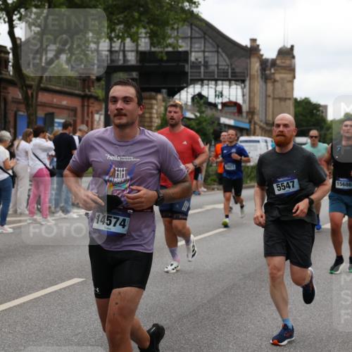 29.06.2025 - hella hamburg halbmarathon Yannick Fuchs http://msf.ph/oto/8454025 29.06.2025 10:56:08 20KM 1006, 1128, 1135, 1138, 1147, 1190, 1568, 1726, 3097, 3921, 4095, 4859, 5547, 6414, 6415, 6580, 6815, 7658, 8154, 9131, 9718, 9928, 10214, 10519, 10797, 11670, 11968, 12567, 13868, 13958, 14456, 14574, 15291, 15686, 15859, 15908, 16292, 16808, 17136, 17383, 17532, 17939, 17955, 18000, 18599, 18799, 18808, 18919 meine-sportfotos.de