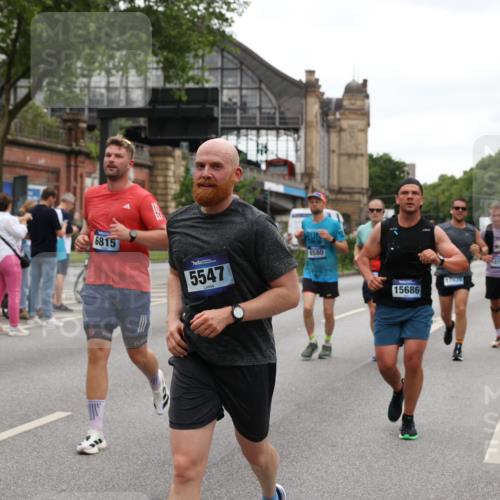 29.06.2025 - hella hamburg halbmarathon Yannick Fuchs http://msf.ph/oto/8454114 29.06.2025 10:56:09 20KM 1006, 1128, 1135, 1147, 1190, 1377, 1568, 1726, 3097, 3921, 4095, 4859, 5547, 6414, 6415, 6580, 6815, 7658, 8154, 9131, 9718, 9928, 10214, 10519, 10797, 11670, 11968, 12567, 13868, 13958, 14456, 14574, 15291, 15686, 15859, 15908, 16292, 16808, 17136, 17383, 17532, 17939, 17955, 18000, 18599, 18799, 18808, 18919, 19023 meine-sportfotos.de