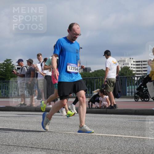 29.06.2025 - hella hamburg halbmarathon Luisa Fischer http://msf.ph/oto/8454150 29.06.2025 09:51:13 Kennedybrücke 12704, 1571, 2262, 3547, 4062, 4359, 4381, 5003, 8002, 8121, 9643, 10190, 10738 meine-sportfotos.de