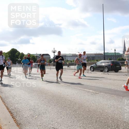 29.06.2025 - hella hamburg halbmarathon Lena Gebhardt http://msf.ph/oto/8454474 29.06.2025 09:54:17 Lombardsbrücke 13123, 13707, 13348, 15422, 12549, 2842, 1098, 1119, 1171, 1342, 1399, 1413, 1424, 1476, 1549, 1892, 1902, 2020, 2098, 2188, 2270, 2442, 2470, 2561, 2823, 2842, 2889, 3477, 3562, 3785, 4017, 4029, 4183, 4185, 4235, 4237, 4270, 4816, 4949, 5020, 5528, 5706, 6198, 6266, 6309, 6630, 6819, 6831, 7167, 7274, 7297, 7709, 7734, 8023, 8142, 8269, 8374, 8576, 8698, 8743, 8928, 9043, 9105, 9463, 9482, 9619, 9815, 10057, 10237, 10529, 10792, 11848, 11936, 12084 meine-sportfotos.de