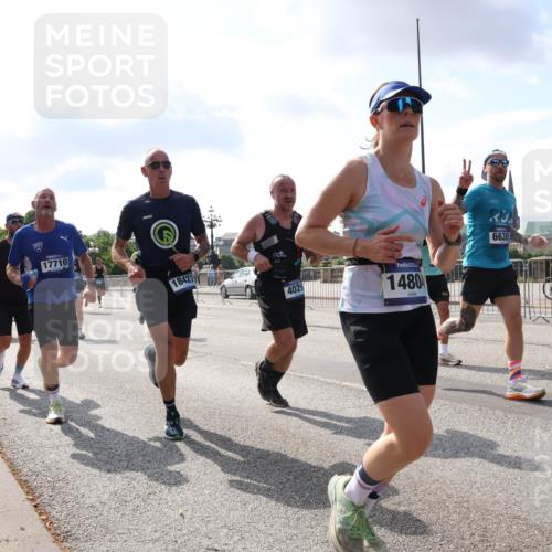 29.06.2025 - hella hamburg halbmarathon Lena Gebhardt http://msf.ph/oto/8455007 29.06.2025 09:54:20 Lombardsbrücke 17710, 18427, 4029, 14804, 6630, 18509, 1098, 1119, 1171, 1342, 1399, 1413, 1424, 1476, 1549, 1892, 1902, 1942, 2020, 2098, 2188, 2442, 2470, 2561, 2670, 2823, 2842, 2889, 3477, 3562, 3785, 4017, 4029, 4183, 4185, 4235, 4237, 4270, 4816, 5020, 5528, 5706, 6198, 6266, 6309, 6630, 6819, 6831, 7087, 7167, 7274, 7297, 7709, 7734, 8142, 8269, 8374, 8576, 8698, 8743, 8928, 9043, 9105, 9463, 9482, 9619, 9815, 10057, 10237, 10529, 11848, 11936, 12084 meine-sportfotos.de