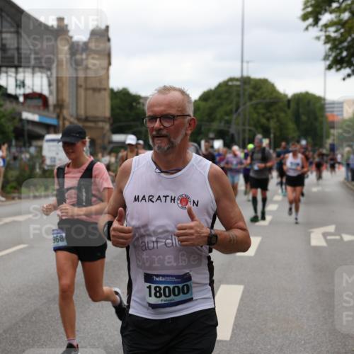 29.06.2025 - hella hamburg halbmarathon Yannick Fuchs http://msf.ph/oto/8455094 29.06.2025 10:56:14 20KM 1006, 1128, 1190, 1264, 1377, 1568, 1573, 1726, 3921, 4859, 5547, 6414, 6415, 6580, 6815, 7658, 8154, 9131, 9718, 9928, 10214, 10519, 10797, 11670, 11968, 12156, 12567, 13498, 13868, 14368, 14456, 14574, 15291, 15686, 15859, 16292, 16808, 17136, 17383, 17532, 17939, 17955, 18000, 18599, 18808, 18919, 19023 meine-sportfotos.de