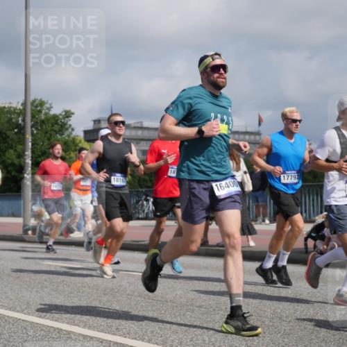 29.06.2025 - hella hamburg halbmarathon Luisa Fischer http://msf.ph/oto/8455224 29.06.2025 09:51:43 Kennedybrücke 6124, 143, 18193, 18, 16400, 17792, 13900, 2044, 2707, 2849, 3014, 5050, 5124, 6771, 7109, 9686, 10369 meine-sportfotos.de