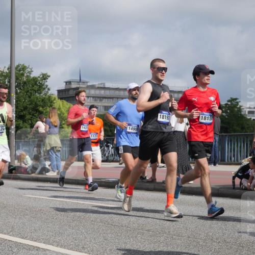 29.06.2025 - hella hamburg halbmarathon Luisa Fischer http://msf.ph/oto/8455253 29.06.2025 09:51:43 Kennedybrücke 17722, 5124, 1431, 1177, 14905, 18156, 18193, 2044, 2707, 2849, 3014, 5050, 5124, 6771, 7109, 9686, 10369 meine-sportfotos.de