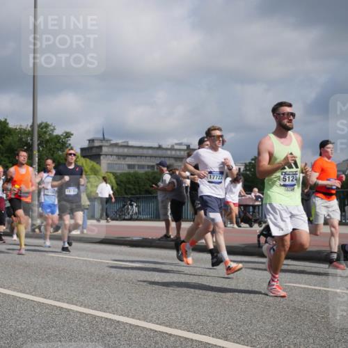 29.06.2025 - hella hamburg halbmarathon Luisa Fischer http://msf.ph/oto/8455361 29.06.2025 09:51:45 Kennedybrücke 5050, 2707, 1818, 18183, 17722, 5124, 14311, 1603, 2044, 2707, 2745, 2849, 2980, 3014, 5050, 5124, 6771, 7109, 9686 meine-sportfotos.de