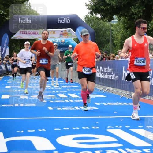 29.06.2025 - hella hamburg halbmarathon Strokosch-Dieckow http://msf.ph/oto/8455613 29.06.2025 10:48:03 Ziel 1086, 1604, 1613, 1914, 4324, 4528, 4601, 4711, 5022, 6377, 9544, 9626, 9638, 12706, 12724, 12747, 12808, 13570, 14192, 15973, 16094, 16149, 16269, 16766, 18206, 18922, 19198 meine-sportfotos.de