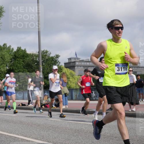 29.06.2025 - hella hamburg halbmarathon Luisa Fischer http://msf.ph/oto/8455774 29.06.2025 09:52:01 Kennedybrücke 4148, 6095, 2750, 171, 3116, 2750, 3116, 3136, 4148, 4766, 5648, 6149, 7035, 7229, 8465, 9914 meine-sportfotos.de