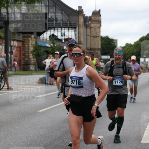 29.06.2025 - hella hamburg halbmarathon Yannick Fuchs http://msf.ph/oto/8455846 29.06.2025 10:56:18 20KM 1006, 1128, 1264, 1377, 1432, 1568, 1573, 1726, 3921, 4859, 6414, 6415, 6580, 6815, 7658, 8045, 8154, 8624, 9131, 9718, 9928, 10214, 10519, 10797, 11670, 11968, 12156, 12567, 13498, 13868, 14368, 14456, 14574, 15686, 15859, 16292, 16654, 16808, 17136, 17383, 17532, 17939, 17955, 18000, 18599, 18919, 19023 meine-sportfotos.de