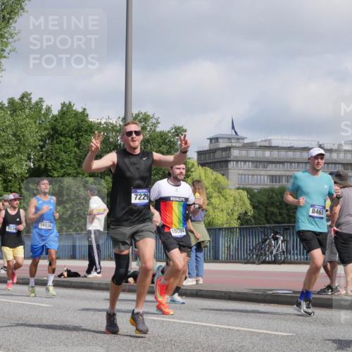 29.06.2025 - hella hamburg halbmarathon Luisa Fischer http://msf.ph/oto/8455874 29.06.2025 09:52:03 Kennedybrücke 18547, 3136, 16816, 7229, 8465, 15094, 2750, 3116, 3136, 3282, 4148, 5648, 6149, 7229, 8465, 9914 meine-sportfotos.de