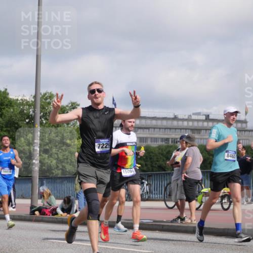 29.06.2025 - hella hamburg halbmarathon Luisa Fischer http://msf.ph/oto/8455905 29.06.2025 09:52:04 Kennedybrücke 7229, 16816, 15094, 8465, 1343, 2750, 3136, 3282, 4148, 6149, 7229, 8465, 9296, 9914 meine-sportfotos.de