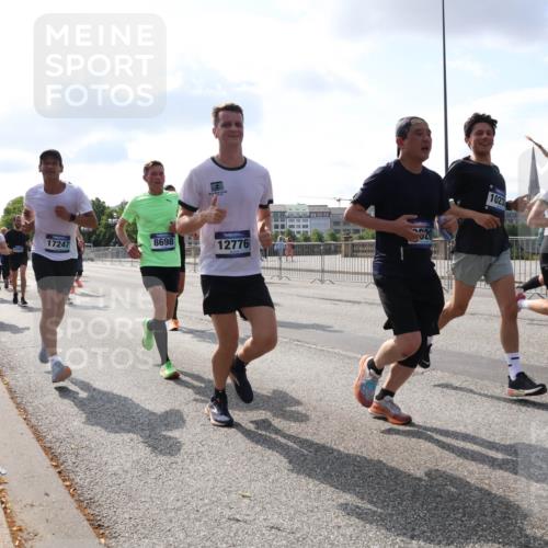 29.06.2025 - hella hamburg halbmarathon Lena Gebhardt http://msf.ph/oto/8455924 29.06.2025 09:54:25 Lombardsbrücke 17247, 8698, 12776, 1023, 1098, 1119, 1171, 1342, 1399, 1413, 1424, 1476, 1549, 1817, 1892, 1902, 1942, 2020, 2098, 2188, 2442, 2470, 2561, 2670, 2842, 2889, 3477, 3562, 3785, 4017, 4029, 4183, 4185, 4235, 4237, 4270, 4816, 5020, 5528, 5706, 5884, 6198, 6266, 6630, 6819, 6831, 7087, 7274, 7297, 7709, 8142, 8374, 8482, 8576, 8698, 8743, 8916, 8928, 9105, 9463, 9482, 9619, 9815, 9924, 10057, 10237, 10529, 11848, 12084 meine-sportfotos.de