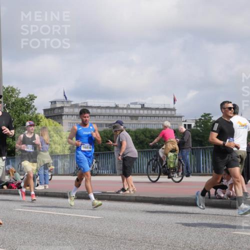 29.06.2025 - hella hamburg halbmarathon Luisa Fischer http://msf.ph/oto/8456004 29.06.2025 09:52:05 Kennedybrücke 8547, 3136, 16816, 00, 1343, 2750, 3136, 3282, 4148, 6149, 7229, 8465, 9296, 9914 meine-sportfotos.de