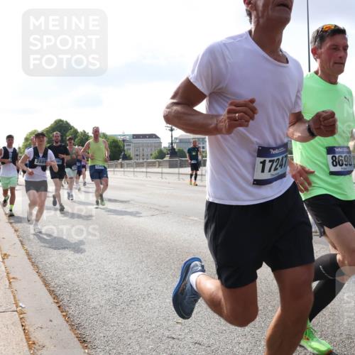 29.06.2025 - hella hamburg halbmarathon Lena Gebhardt http://msf.ph/oto/8456074 29.06.2025 09:54:26 Lombardsbrücke 2889, 981, 1342, 17247, 8698, 1098, 1119, 1171, 1342, 1399, 1413, 1424, 1476, 1549, 1817, 1892, 1902, 1942, 2020, 2098, 2188, 2442, 2470, 2561, 2670, 2842, 2889, 3477, 3562, 3785, 4017, 4029, 4183, 4185, 4235, 4237, 4270, 4816, 5020, 5528, 5706, 5884, 6198, 6266, 6630, 6819, 6831, 7087, 7274, 7297, 7709, 8142, 8374, 8482, 8576, 8698, 8743, 8916, 8928, 9038, 9105, 9463, 9482, 9619, 9815, 9924, 10057, 10237, 10529, 11848, 12084 meine-sportfotos.de