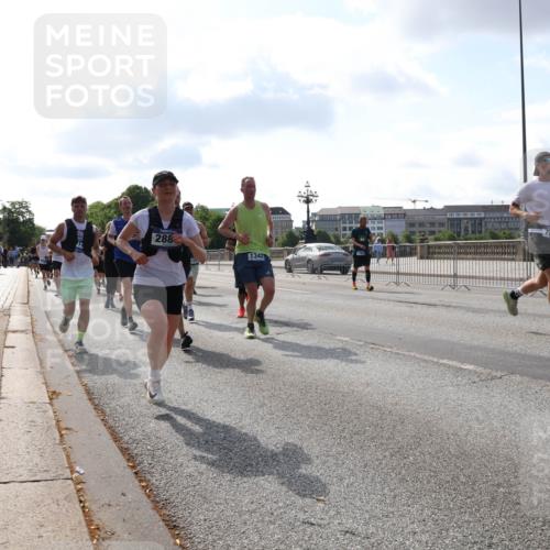 29.06.2025 - hella hamburg halbmarathon Lena Gebhardt http://msf.ph/oto/8456155 29.06.2025 09:54:27 Lombardsbrücke 288, 1342, 1119, 1171, 1342, 1399, 1413, 1424, 1476, 1549, 1817, 1892, 1902, 1942, 2020, 2098, 2188, 2442, 2470, 2561, 2670, 2842, 2889, 3477, 3562, 3785, 4017, 4029, 4183, 4185, 4235, 4237, 4270, 4816, 5020, 5528, 5706, 5884, 6198, 6266, 6630, 6819, 6831, 7087, 7274, 7297, 7709, 8142, 8374, 8482, 8576, 8698, 8743, 8916, 8928, 9038, 9051, 9105, 9463, 9482, 9619, 9815, 9924, 10057, 10237, 10529, 11848, 12084 meine-sportfotos.de