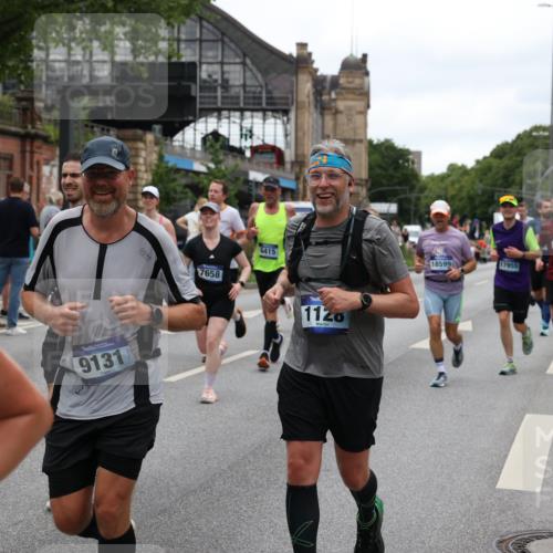 29.06.2025 - hella hamburg halbmarathon Yannick Fuchs http://msf.ph/oto/8456225 29.06.2025 10:56:19 20KM 1006, 1128, 1264, 1377, 1432, 1568, 1573, 1726, 4859, 6414, 6415, 6580, 6815, 7658, 8045, 8154, 8624, 9131, 9718, 9928, 10214, 10519, 10797, 11670, 11968, 12156, 13498, 13868, 14368, 14456, 15686, 15859, 16292, 16654, 16808, 17136, 17383, 17532, 17939, 17955, 18000, 18599, 18919, 19023 meine-sportfotos.de