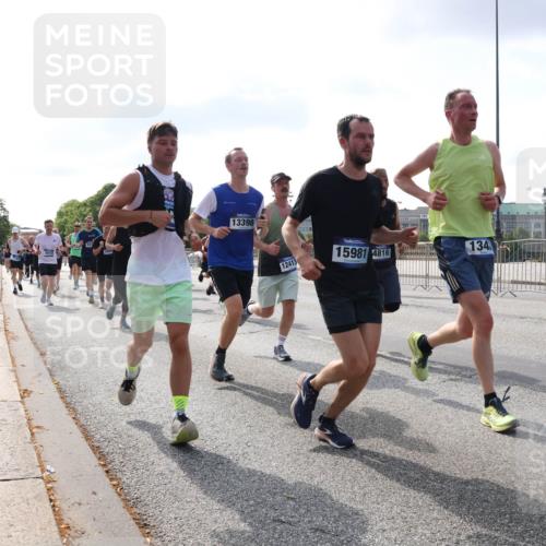 29.06.2025 - hella hamburg halbmarathon Lena Gebhardt http://msf.ph/oto/8456337 29.06.2025 09:54:29 Lombardsbrücke 2017, 13398, 12413, 15981, 4816, 134, 1119, 1171, 1342, 1399, 1413, 1424, 1476, 1549, 1817, 1892, 1902, 1942, 2020, 2098, 2188, 2442, 2470, 2561, 2670, 2842, 2889, 3477, 3562, 3785, 4017, 4029, 4183, 4185, 4235, 4237, 4270, 4816, 5020, 5447, 5528, 5706, 5884, 6198, 6266, 6630, 6723, 6819, 6831, 7087, 7274, 7297, 7709, 8142, 8374, 8482, 8576, 8698, 8743, 8916, 8928, 9038, 9051, 9463, 9482, 9619, 9815, 9924, 10057, 10237, 10529, 11848, 12084 meine-sportfotos.de