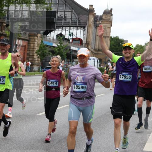 29.06.2025 - hella hamburg halbmarathon Yannick Fuchs http://msf.ph/oto/8456813 29.06.2025 10:56:21 20KM 1006, 1128, 1264, 1377, 1432, 1568, 1573, 1726, 6414, 6415, 6580, 6752, 7658, 8045, 8154, 8624, 9131, 9718, 9928, 10214, 10519, 10797, 11670, 11968, 12156, 13498, 13868, 14368, 14456, 15859, 16292, 16654, 16688, 16808, 17136, 17383, 17532, 17939, 17955, 18000, 18599, 18919, 19023 meine-sportfotos.de