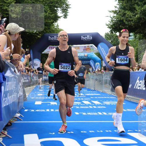 29.06.2025 - hella hamburg halbmarathon Strokosch-Dieckow http://msf.ph/oto/8456827 29.06.2025 10:47:56 Ziel 1086, 1604, 1613, 4528, 4601, 5022, 6377, 6836, 11961, 12706, 12724, 12747, 12808, 13570, 14730, 15333, 16766, 17451, 18206, 18356, 18836, 18922, 19198 meine-sportfotos.de