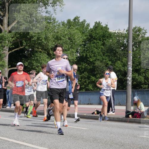 29.06.2025 - hella hamburg halbmarathon Luisa Fischer http://msf.ph/oto/8456865 29.06.2025 09:52:21 Kennedybrücke 16819, 96, 17125, 3431, 1975, 5248, 25, 949, 232, 1800, 1975, 2324, 2949, 3431, 4303, 4425, 5248, 6682, 7796, 9265 meine-sportfotos.de