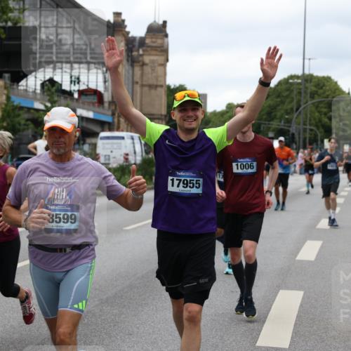 29.06.2025 - hella hamburg halbmarathon Yannick Fuchs http://msf.ph/oto/8456966 29.06.2025 10:56:21 20KM 1006, 1128, 1264, 1377, 1432, 1568, 1573, 1726, 6414, 6415, 6580, 6752, 7658, 8045, 8154, 8624, 9131, 9718, 9928, 10214, 10519, 10797, 11670, 11968, 12156, 13498, 13868, 14368, 14456, 15859, 16292, 16654, 16688, 16808, 17136, 17383, 17532, 17939, 17955, 18000, 18599, 18919, 19023 meine-sportfotos.de