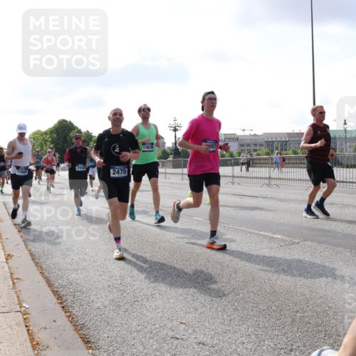 29.06.2025 - hella hamburg halbmarathon Lena Gebhardt http://msf.ph/oto/8457236 29.06.2025 09:54:33 Lombardsbrücke 17905, 2442, 2470, 13630, 057, 1119, 1171, 1342, 1399, 1413, 1424, 1476, 1549, 1817, 1892, 1942, 2020, 2098, 2188, 2222, 2442, 2470, 2561, 2670, 2842, 2889, 2955, 3477, 3562, 3785, 4017, 4029, 4183, 4185, 4237, 4270, 4816, 5020, 5447, 5706, 5884, 6266, 6630, 6723, 6819, 6831, 6978, 7087, 7274, 7297, 7709, 8117, 8142, 8374, 8482, 8576, 8657, 8698, 8743, 8916, 8928, 9038, 9051, 9463, 9815, 9924, 10057, 10237, 10529, 11848 meine-sportfotos.de