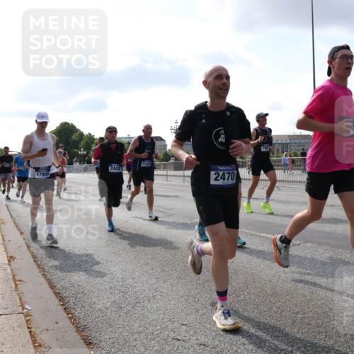 29.06.2025 - hella hamburg halbmarathon Lena Gebhardt http://msf.ph/oto/8457504 29.06.2025 09:54:33 Lombardsbrücke 2442, 17905, 708, 11422, 2470, 1119, 1171, 1342, 1399, 1413, 1424, 1476, 1549, 1817, 1892, 1942, 2020, 2098, 2188, 2222, 2442, 2470, 2561, 2670, 2842, 2889, 2955, 3477, 3562, 3785, 4017, 4029, 4183, 4185, 4237, 4270, 4816, 5020, 5447, 5706, 5884, 6266, 6630, 6723, 6819, 6831, 6978, 7087, 7274, 7297, 7709, 8117, 8142, 8374, 8482, 8576, 8657, 8698, 8743, 8916, 8928, 9038, 9051, 9463, 9815, 9924, 10057, 10237, 10529, 11848 meine-sportfotos.de