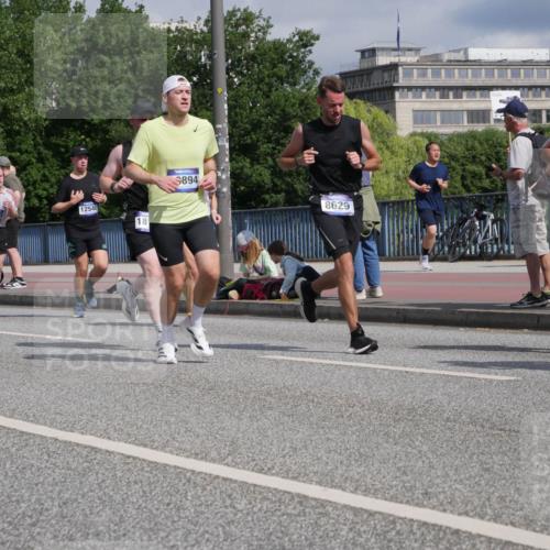 29.06.2025 - hella hamburg halbmarathon Luisa Fischer http://msf.ph/oto/8457541 29.06.2025 09:52:35 Kennedybrücke 1232, 12540, 18, 9894, 9294, 8629, 1615, 1803, 2415, 3530, 4528, 5436, 5791, 5803, 7495, 7774, 8629, 8925, 9294, 9711, 9979 meine-sportfotos.de