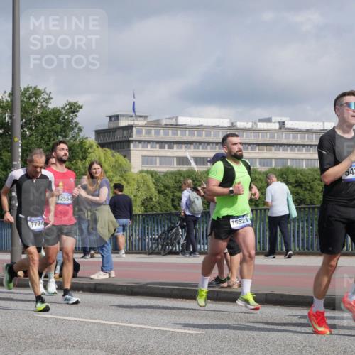 29.06.2025 - hella hamburg halbmarathon Luisa Fischer http://msf.ph/oto/8457990 29.06.2025 09:52:44 Kennedybrücke 1675, 7774, 2554, 15521, 5436, 1675, 1803, 2415, 2568, 2826, 3332, 4528, 4823, 5409, 5436, 5791, 5803, 6458, 6529, 7774, 8450, 9017, 9302, 9711 meine-sportfotos.de