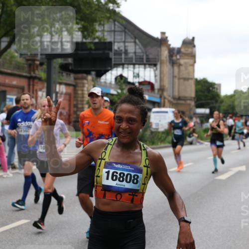 29.06.2025 - hella hamburg halbmarathon Yannick Fuchs http://msf.ph/oto/8458134 29.06.2025 10:56:27 20KM 1006, 1128, 1212, 1264, 1377, 1432, 1568, 1573, 1674, 1726, 6414, 6415, 6752, 7658, 7869, 8045, 8624, 8730, 9131, 10214, 10519, 11180, 11670, 12156, 12286, 13498, 13868, 14368, 14456, 16292, 16654, 16688, 16808, 17136, 17383, 17955, 18599, 18919, 19023 meine-sportfotos.de