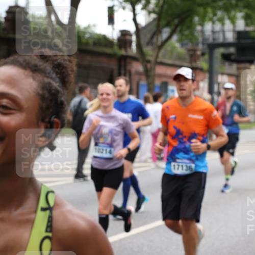 29.06.2025 - hella hamburg halbmarathon Yannick Fuchs http://msf.ph/oto/8458220 29.06.2025 10:56:28 20KM 1006, 1128, 1212, 1264, 1377, 1432, 1568, 1573, 1674, 1726, 3740, 6414, 6415, 6752, 7658, 7869, 8045, 8624, 8730, 9131, 10214, 10519, 11180, 11670, 12156, 12286, 13498, 13868, 14368, 14456, 16292, 16654, 16688, 16808, 17136, 17383, 17955, 18599, 18919, 19023 meine-sportfotos.de