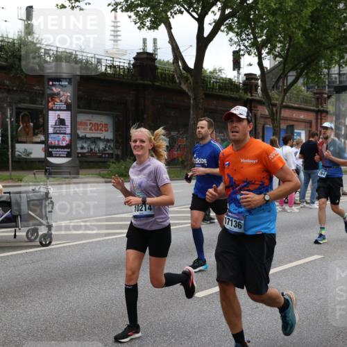 29.06.2025 - hella hamburg halbmarathon Yannick Fuchs http://msf.ph/oto/8458385 29.06.2025 10:56:28 20KM 1006, 1128, 1212, 1264, 1377, 1432, 1568, 1573, 1674, 1726, 3740, 6414, 6415, 6752, 7658, 7869, 8045, 8624, 8730, 9131, 10214, 10519, 11180, 11670, 12156, 12286, 13498, 13868, 14368, 14456, 16292, 16654, 16688, 16808, 17136, 17383, 17955, 18599, 18919, 19023 meine-sportfotos.de