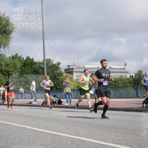 29.06.2025 - hella hamburg halbmarathon Luisa Fischer http://msf.ph/oto/8458538 29.06.2025 09:53:01 Kennedybrücke 18723, 17632, 1209, 1358, 1882, 2675, 4205, 5508, 5745, 6649, 8958, 9116, 9365 meine-sportfotos.de