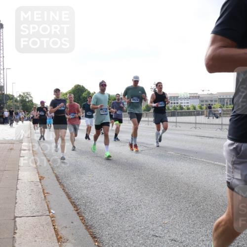 29.06.2025 - hella hamburg halbmarathon Lena Gebhardt http://msf.ph/oto/8458747 29.06.2025 09:54:38 Lombardsbrücke 12367, 14248, 9924, 16834, 1900, 1171, 1342, 1399, 1549, 1817, 1942, 2020, 2098, 2188, 2222, 2367, 2442, 2470, 2561, 2592, 2596, 2670, 2842, 2889, 2955, 3208, 3209, 3477, 3562, 3785, 4017, 4029, 4270, 4816, 4832, 5020, 5447, 5706, 5884, 6266, 6290, 6630, 6723, 6819, 6978, 7087, 7274, 7297, 7335, 7709, 7908, 8117, 8142, 8374, 8482, 8576, 8657, 8698, 8743, 8916, 8981, 9038, 9051, 9463, 9661, 9710, 9815, 9924, 10057, 10237, 10529 meine-sportfotos.de
