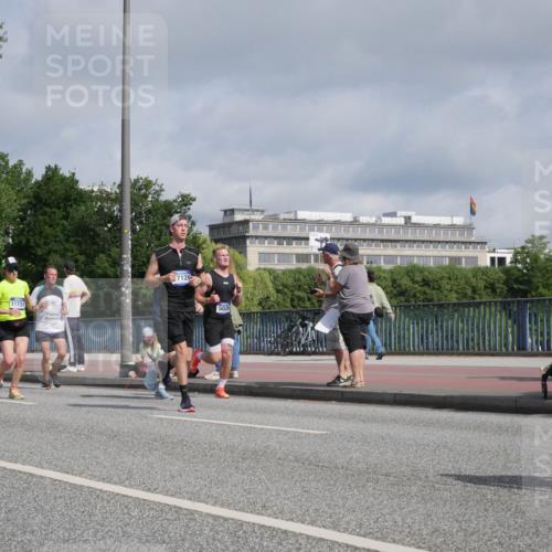 29.06.2025 - hella hamburg halbmarathon Luisa Fischer http://msf.ph/oto/8459054 29.06.2025 09:53:19 Kennedybrücke 79, 05, 16301, 11731, 7120, 5026, 2546, 4893, 5026, 5472, 5506, 5752, 5916, 6080, 6429, 7110, 8091, 8574, 10064 meine-sportfotos.de