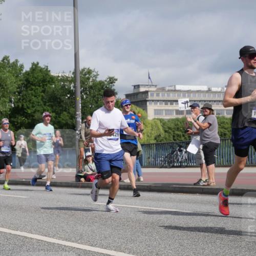 29.06.2025 - hella hamburg halbmarathon Luisa Fischer http://msf.ph/oto/8459163 29.06.2025 09:53:24 Kennedybrücke 18192, 15873, 15866, 15556, 429, 1389, 80, 1441, 1677, 2546, 3056, 4893, 5026, 5506, 5752, 5916, 6429, 8091, 8574, 10064 meine-sportfotos.de