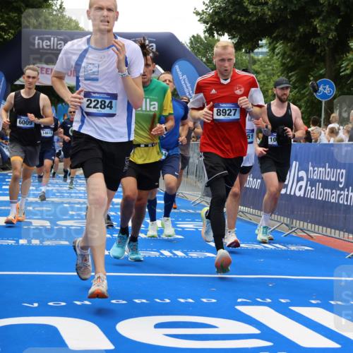 29.06.2025 - hella hamburg halbmarathon Strokosch-Dieckow http://msf.ph/oto/8459190 29.06.2025 10:47:34 Ziel 1070, 1320, 1592, 1696, 2284, 2708, 2953, 3304, 5532, 5889, 6009, 7962, 8023, 8234, 8852, 8927, 10969, 10988, 11021, 11283, 12870, 13223, 13303, 13948, 14618, 14619, 15451, 15478, 15479, 16205, 17846, 17905, 18104, 18970, 19181 meine-sportfotos.de
