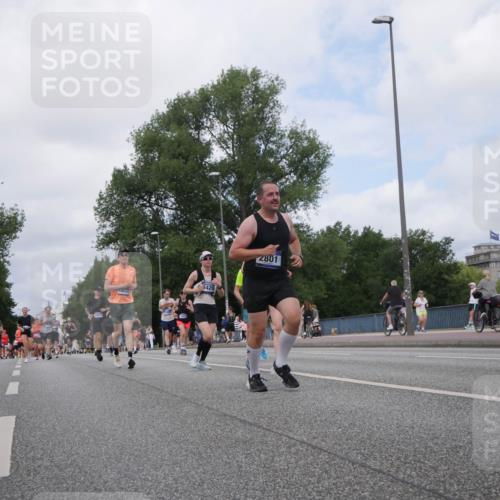 29.06.2025 - hella hamburg halbmarathon Luisa Fischer http://msf.ph/oto/8459213 29.06.2025 10:37:48 Kennedybrücke 16682, 3420, 2801, 2355, 2751, 2801, 3420, 6171, 6310, 6329, 7299, 8021, 8965, 9379, 9448 meine-sportfotos.de